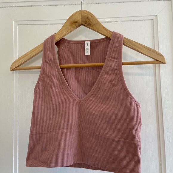 Athleta Aurora Seamless Crop Rib Tank - Picture 2 of 3